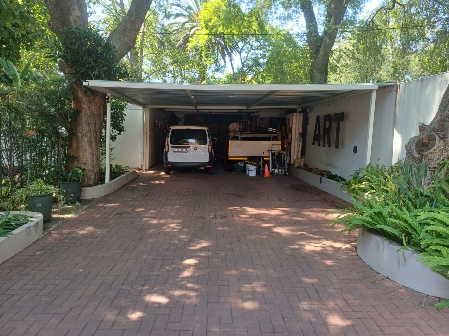 3 Bedroom Property for Sale in Greenside Gauteng