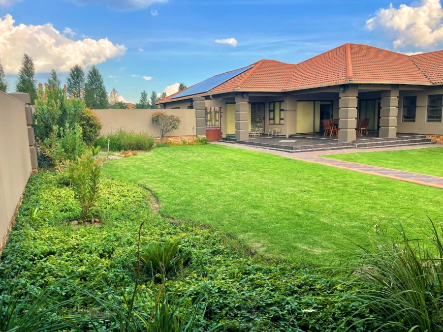 4 Bedroom Property for Sale in Three Rivers East Gauteng