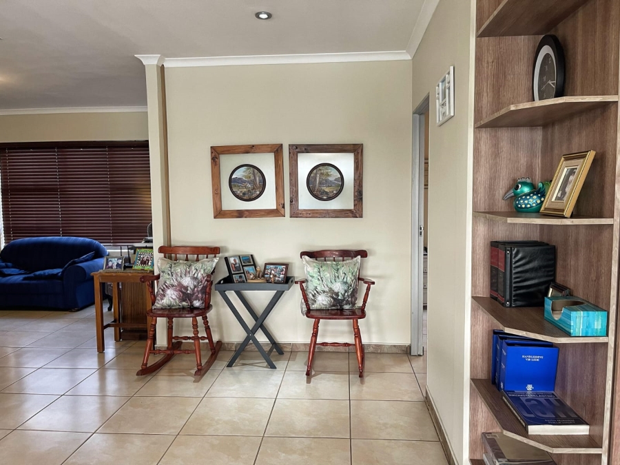 4 Bedroom Property for Sale in Three Rivers East Gauteng