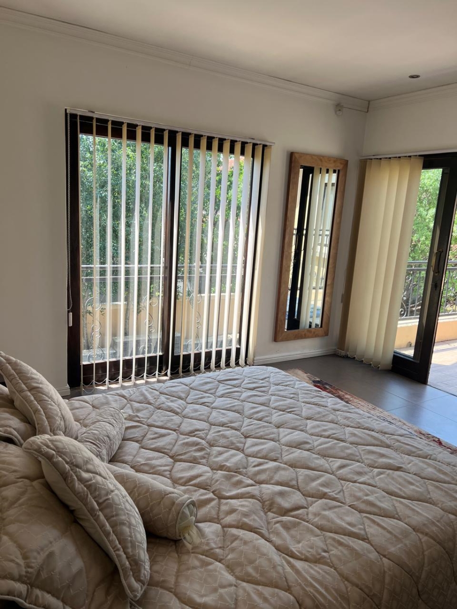 3 Bedroom Property for Sale in Broadacres Gauteng