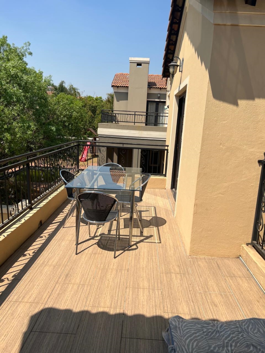 3 Bedroom Property for Sale in Broadacres Gauteng