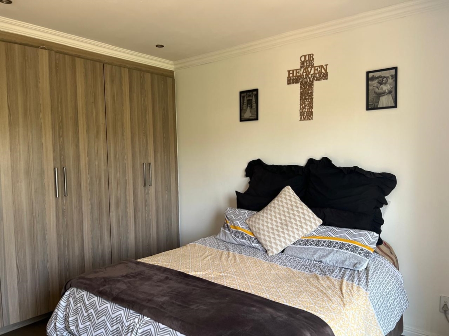 3 Bedroom Property for Sale in Broadacres Gauteng