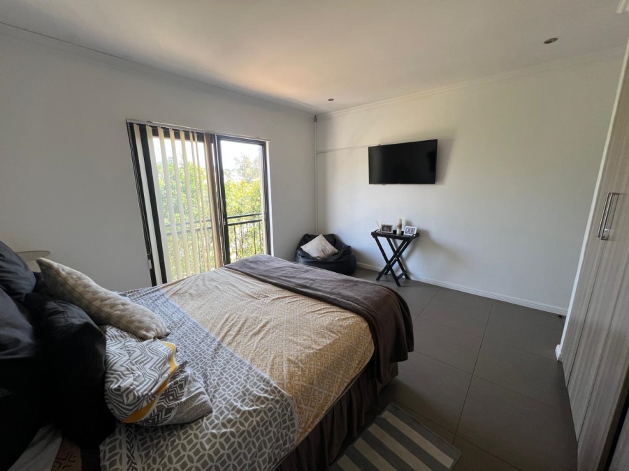 3 Bedroom Property for Sale in Broadacres Gauteng