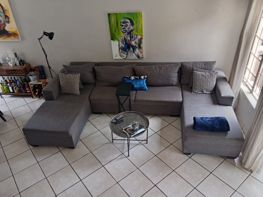 To Let 2 Bedroom Property for Rent in Halfway Gardens Gauteng