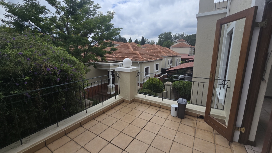 To Let 3 Bedroom Property for Rent in Sunninghill Gauteng