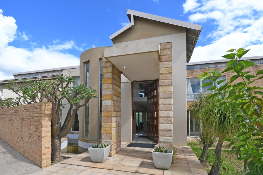 4 Bedroom Property for Sale in Saddlebrook Estate Gauteng