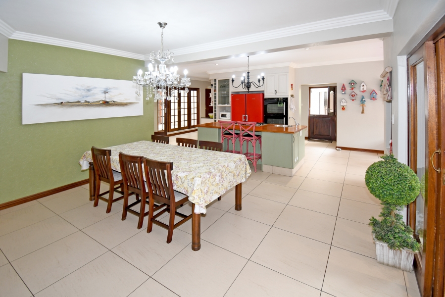 5 Bedroom Property for Sale in Kyalami Estates Gauteng