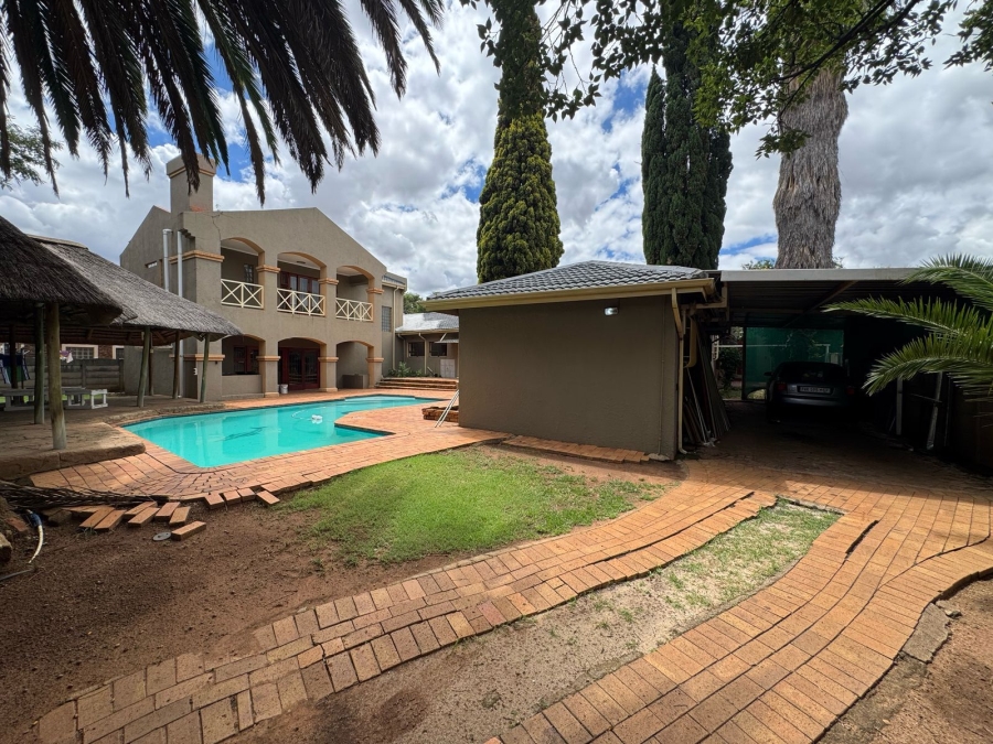 4 Bedroom Property for Sale in Sunward Park Gauteng
