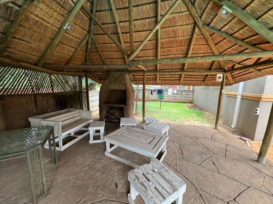 4 Bedroom Property for Sale in Sunward Park Gauteng