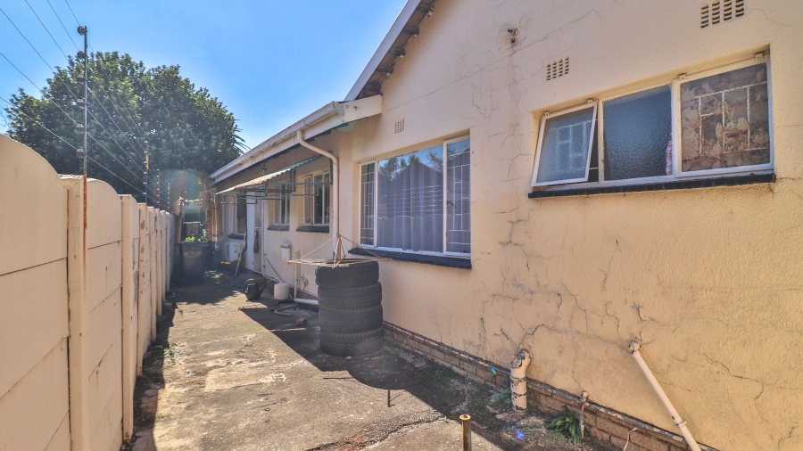 4 Bedroom Property for Sale in Dalpark Proper Gauteng