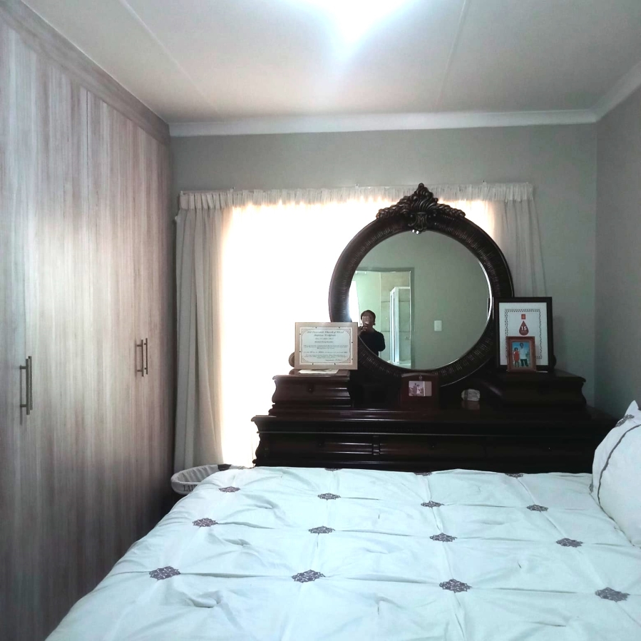 2 Bedroom Property for Sale in Parkdene Gauteng