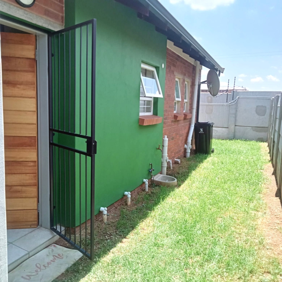 2 Bedroom Property for Sale in Parkdene Gauteng