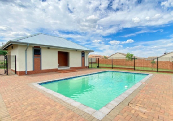 To Let 2 Bedroom Property for Rent in Sagewood Gauteng