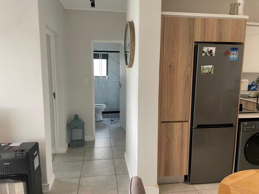 To Let 2 Bedroom Property for Rent in Waterfall Gauteng