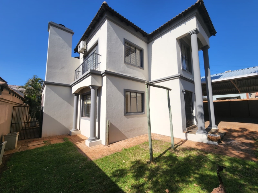 5 Bedroom Property for Sale in Montana Gauteng