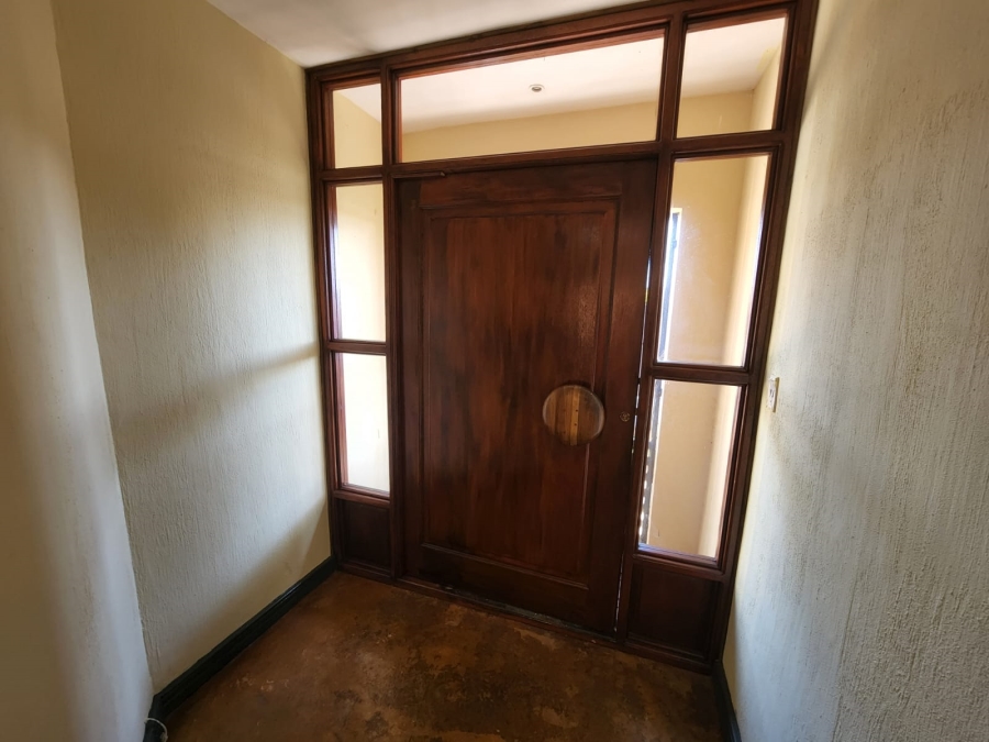 5 Bedroom Property for Sale in Montana Gauteng