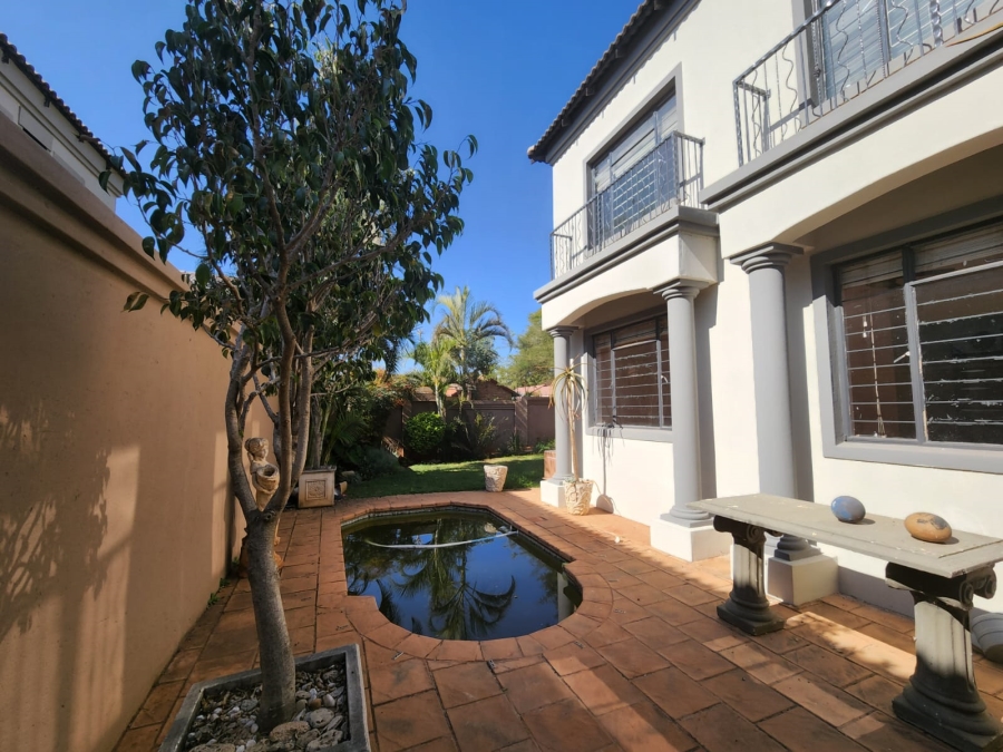 5 Bedroom Property for Sale in Montana Gauteng