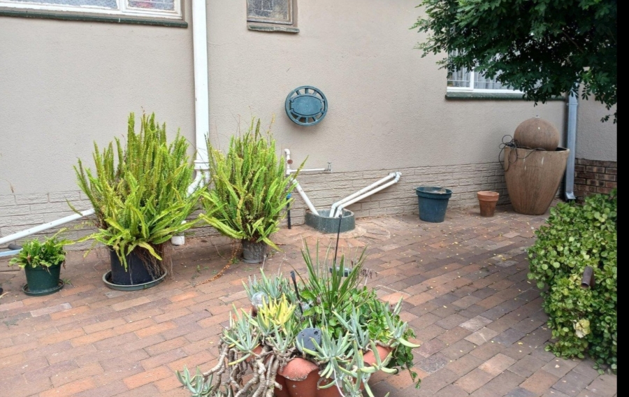 3 Bedroom Property for Sale in Edenvale Central Gauteng