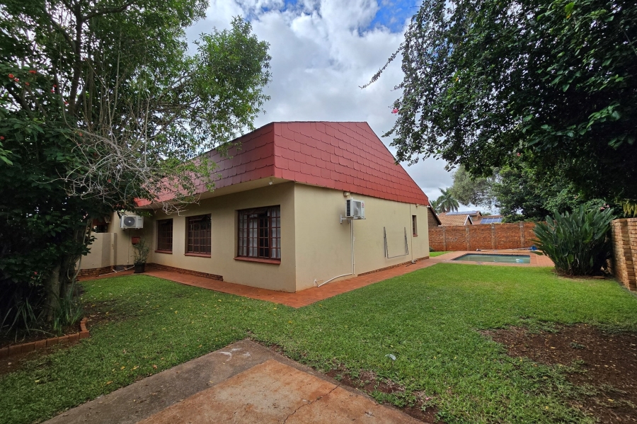 To Let 3 Bedroom Property for Rent in Sinoville Gauteng