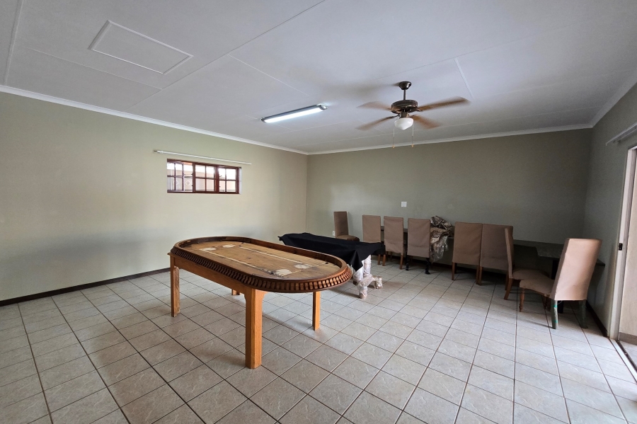 To Let 3 Bedroom Property for Rent in Sinoville Gauteng