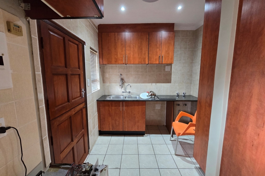 To Let 3 Bedroom Property for Rent in Sinoville Gauteng