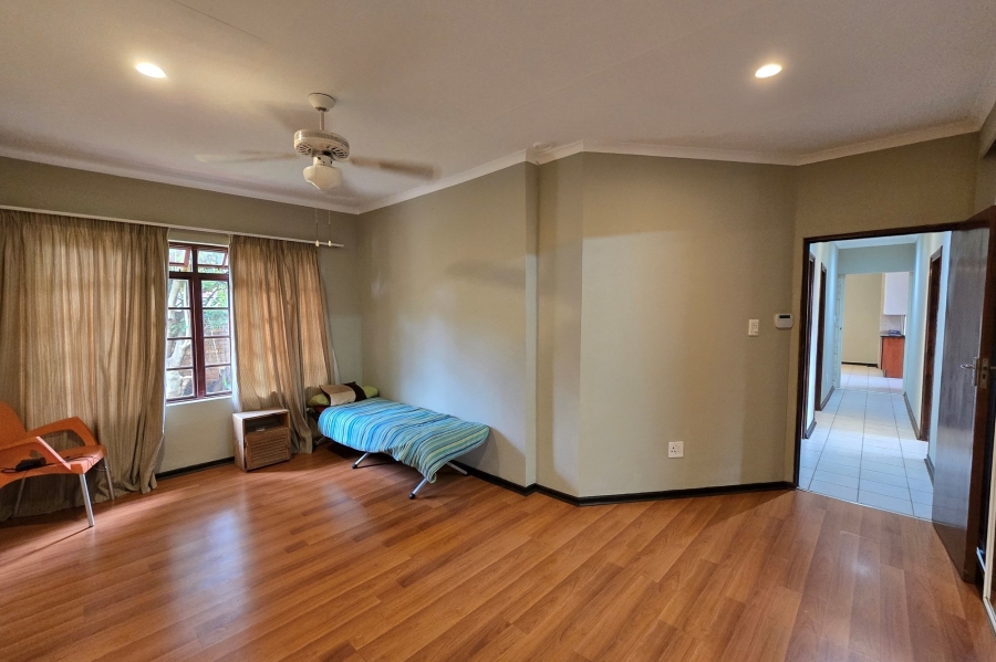 To Let 3 Bedroom Property for Rent in Sinoville Gauteng