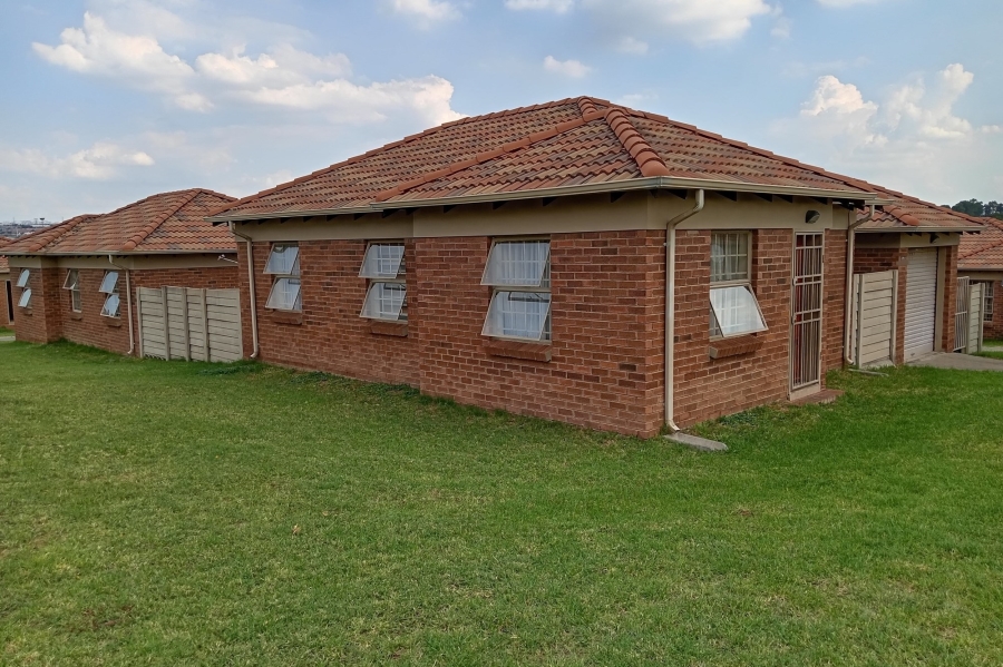 3 Bedroom Property for Sale in Thatch Hill Estate Gauteng