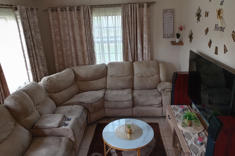 3 Bedroom Property for Sale in Thatch Hill Estate Gauteng