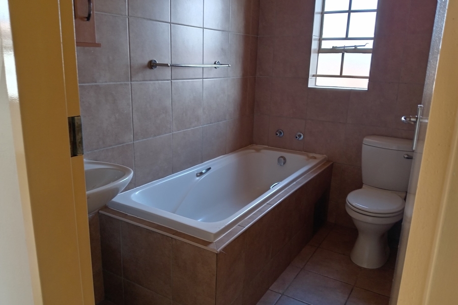 3 Bedroom Property for Sale in Thatch Hill Estate Gauteng