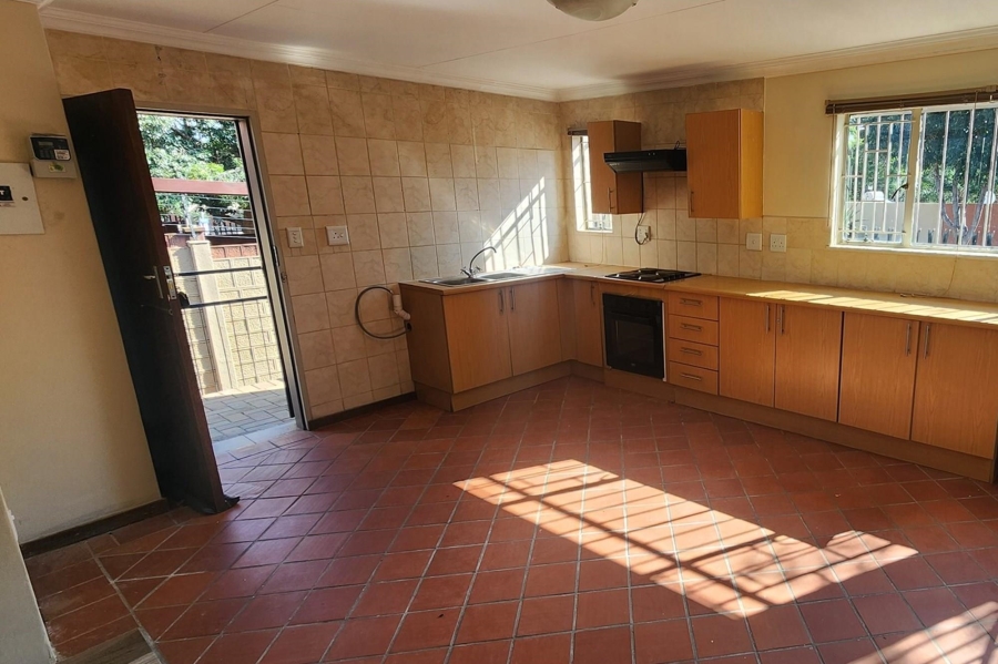 1 Bedroom Property for Sale in Garsfontein Gauteng