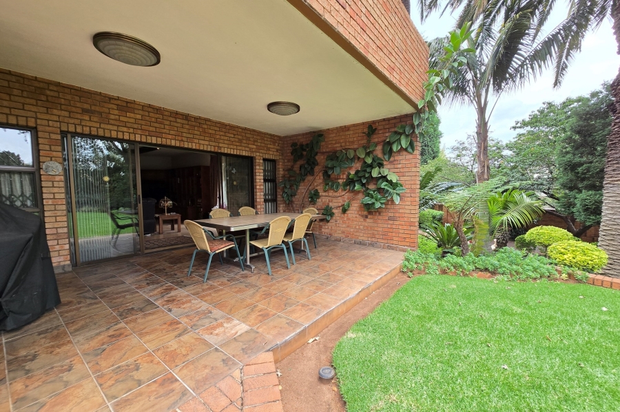 4 Bedroom Property for Sale in Bedfordview Gauteng