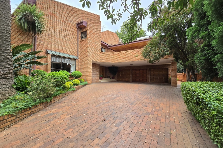 4 Bedroom Property for Sale in Bedfordview Gauteng