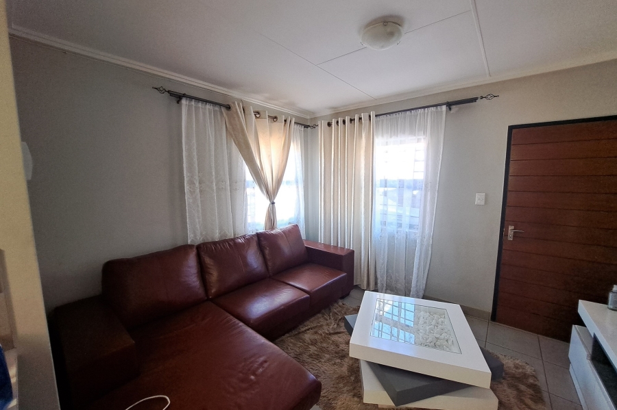 3 Bedroom Property for Sale in Protea Glen Gauteng