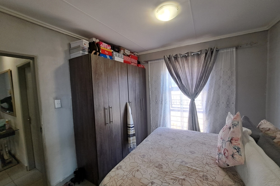 3 Bedroom Property for Sale in Protea Glen Gauteng