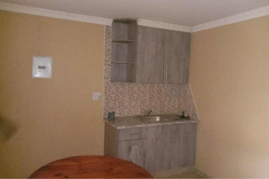 8 Bedroom Property for Sale in Tshepisong Gauteng