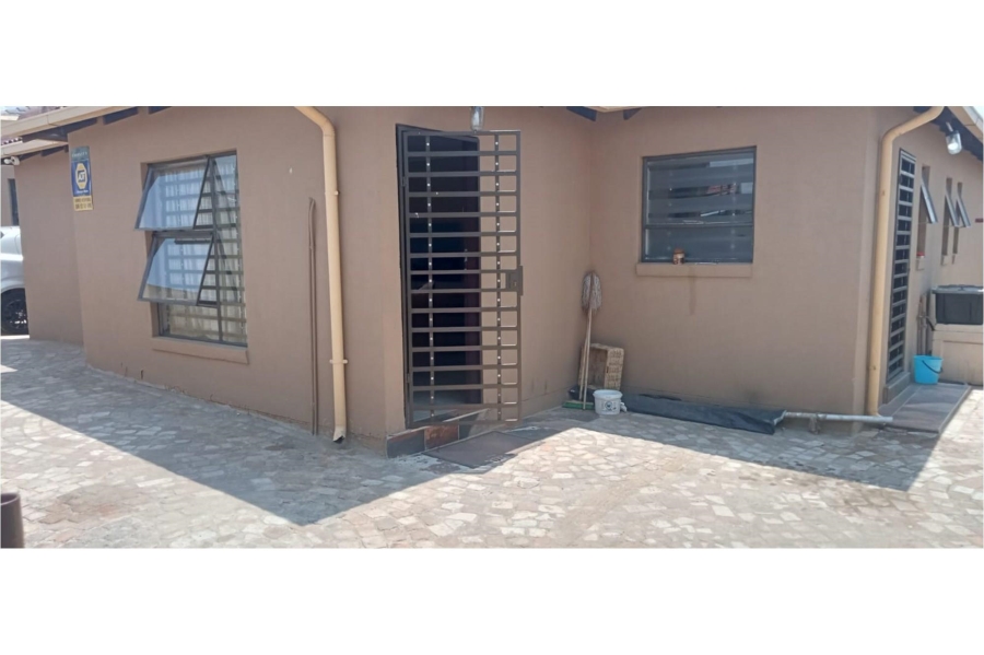 3 Bedroom Property for Sale in Pimville Gauteng