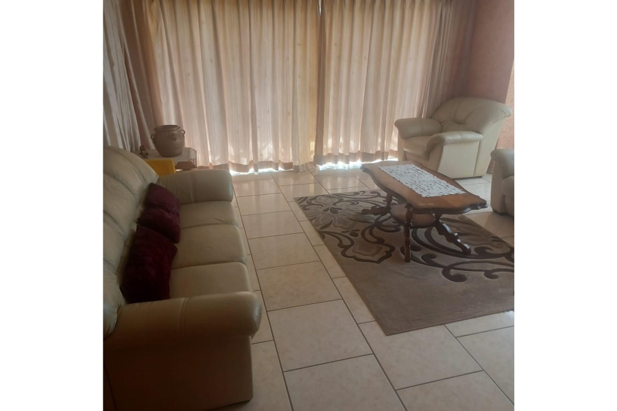 4 Bedroom Property for Sale in De Deur Gauteng