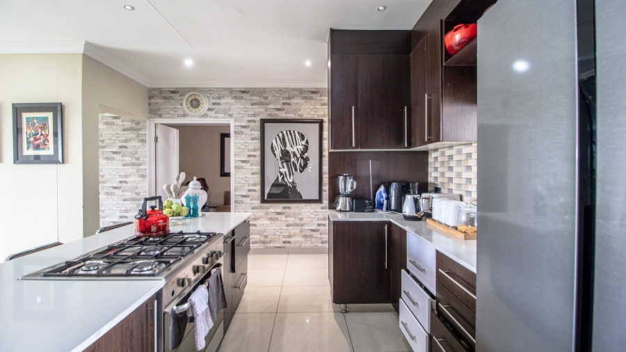 3 Bedroom Property for Sale in Terenure Gauteng