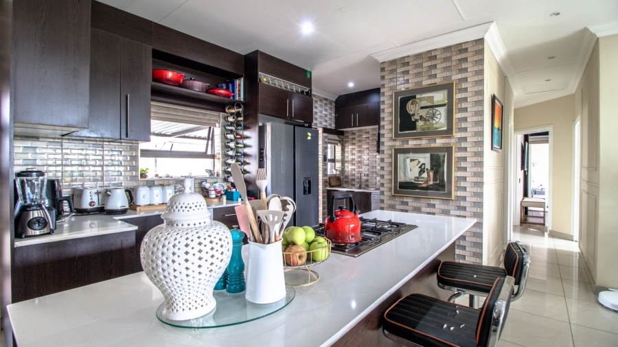 3 Bedroom Property for Sale in Terenure Gauteng