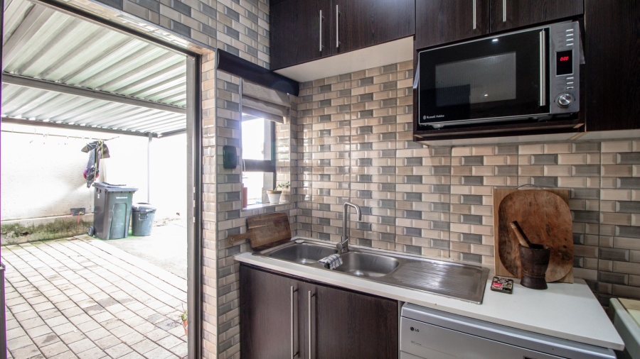 3 Bedroom Property for Sale in Terenure Gauteng