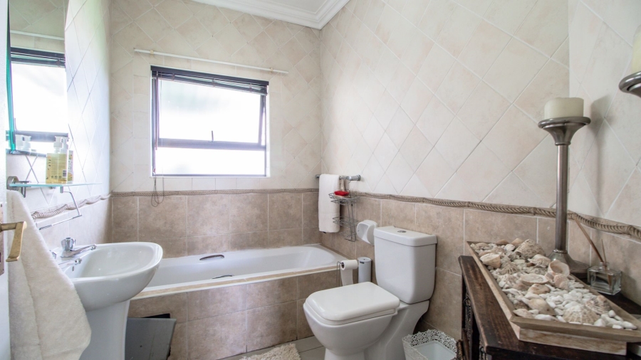 3 Bedroom Property for Sale in Terenure Gauteng