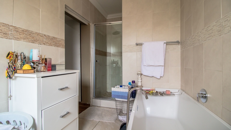 3 Bedroom Property for Sale in Terenure Gauteng