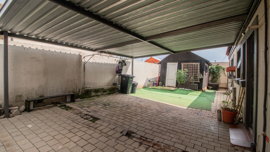 3 Bedroom Property for Sale in Terenure Gauteng