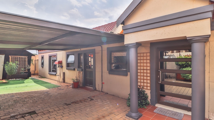 3 Bedroom Property for Sale in Terenure Gauteng