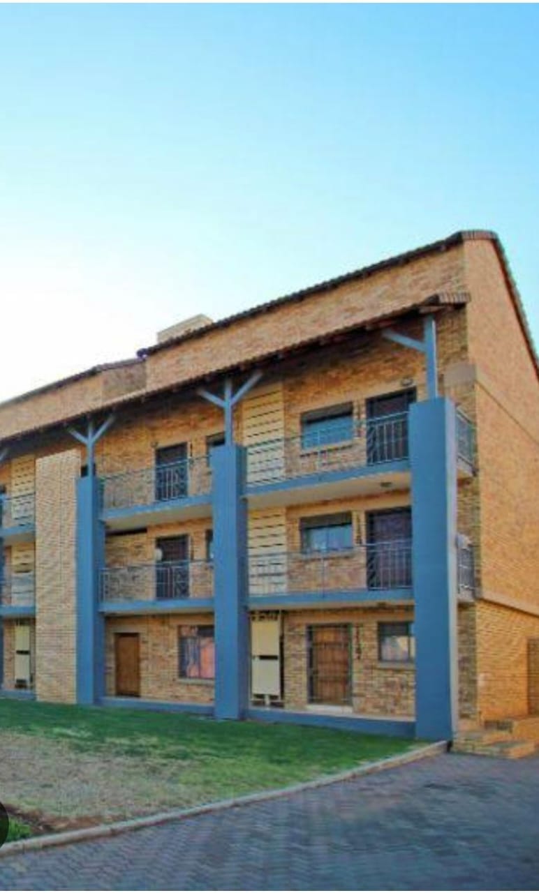 2 Bedroom Property for Sale in Karenpark Gauteng