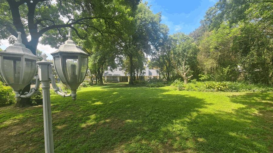 To Let 5 Bedroom Property for Rent in Bryanston Gauteng