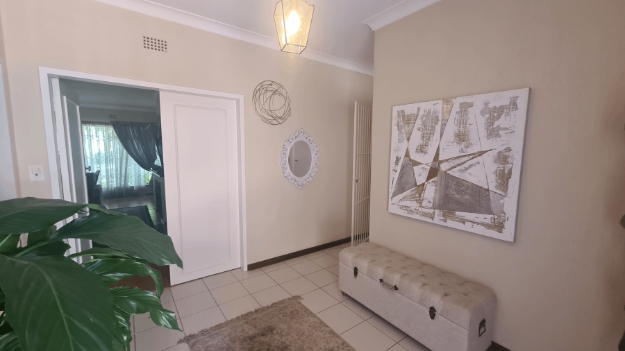 To Let 5 Bedroom Property for Rent in Bryanston Gauteng