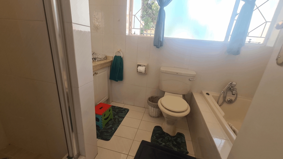 To Let 5 Bedroom Property for Rent in Bryanston Gauteng