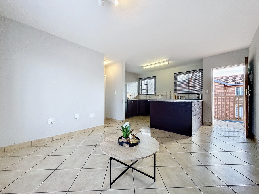 1 Bedroom Property for Sale in The Reeds Gauteng