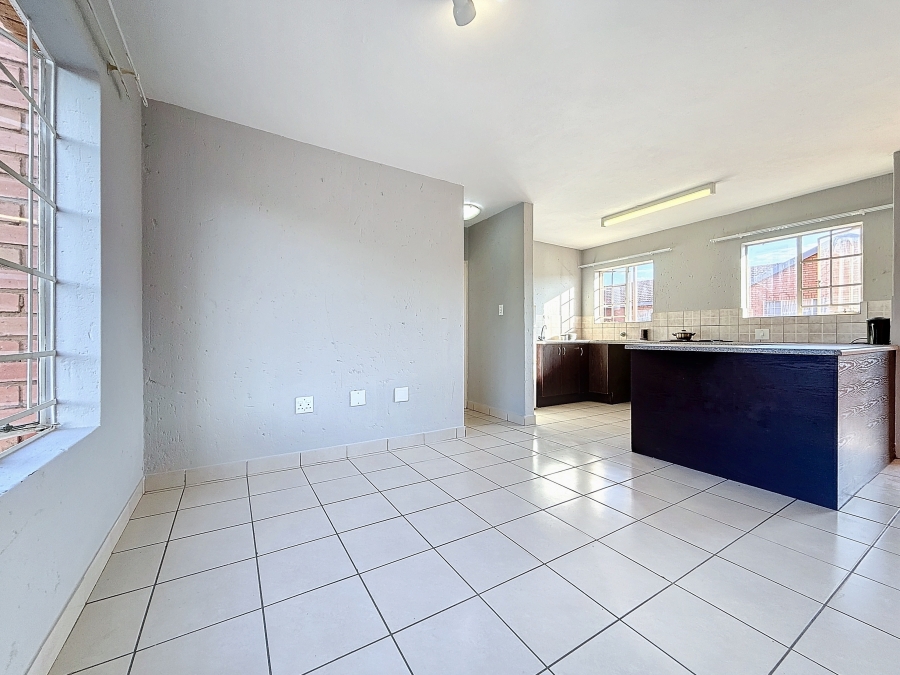 1 Bedroom Property for Sale in The Reeds Gauteng